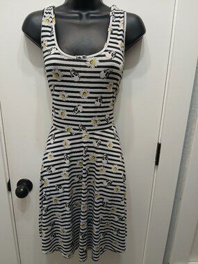 Hot Topic Skulls & Daisies Dress